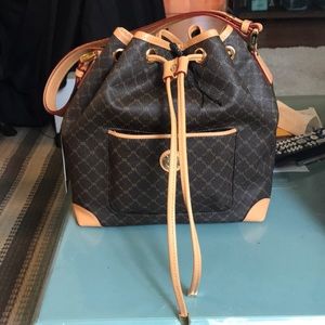 Rioni Handbag